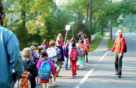 Ways to stay safe on the roads as a pedestrian - Saferoads